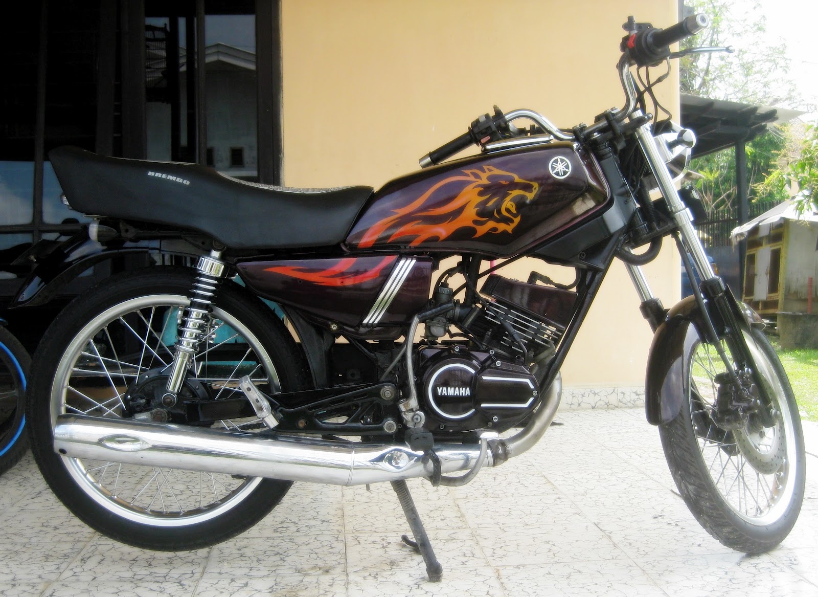 Gambar Warna Cat  Sepeda Motor  Terbaru Dan Terkeren 
